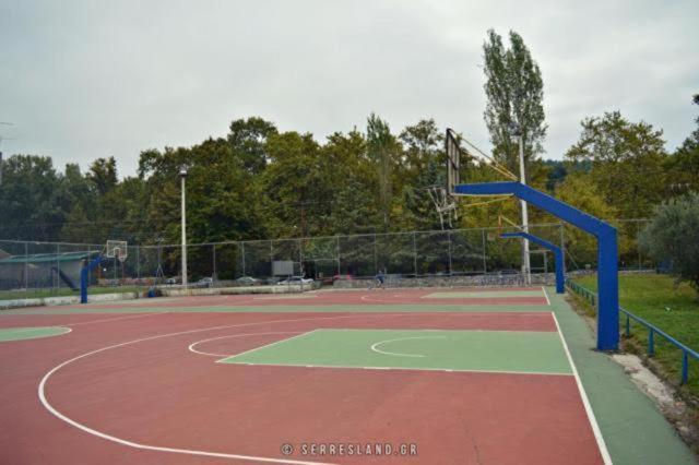 Villa Acropolis Serres Next To Center מראה חיצוני תמונה