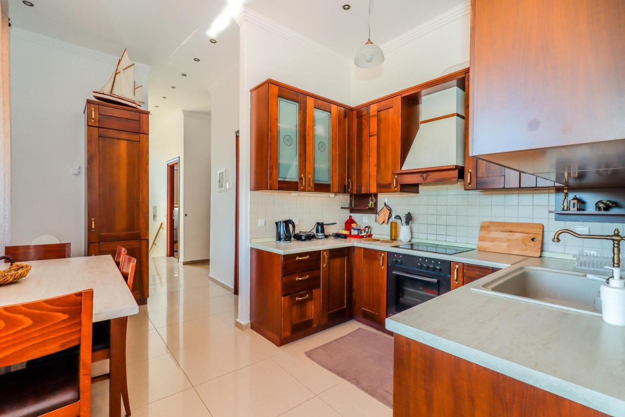 Villa Acropolis Serres Next To Center מראה חיצוני תמונה