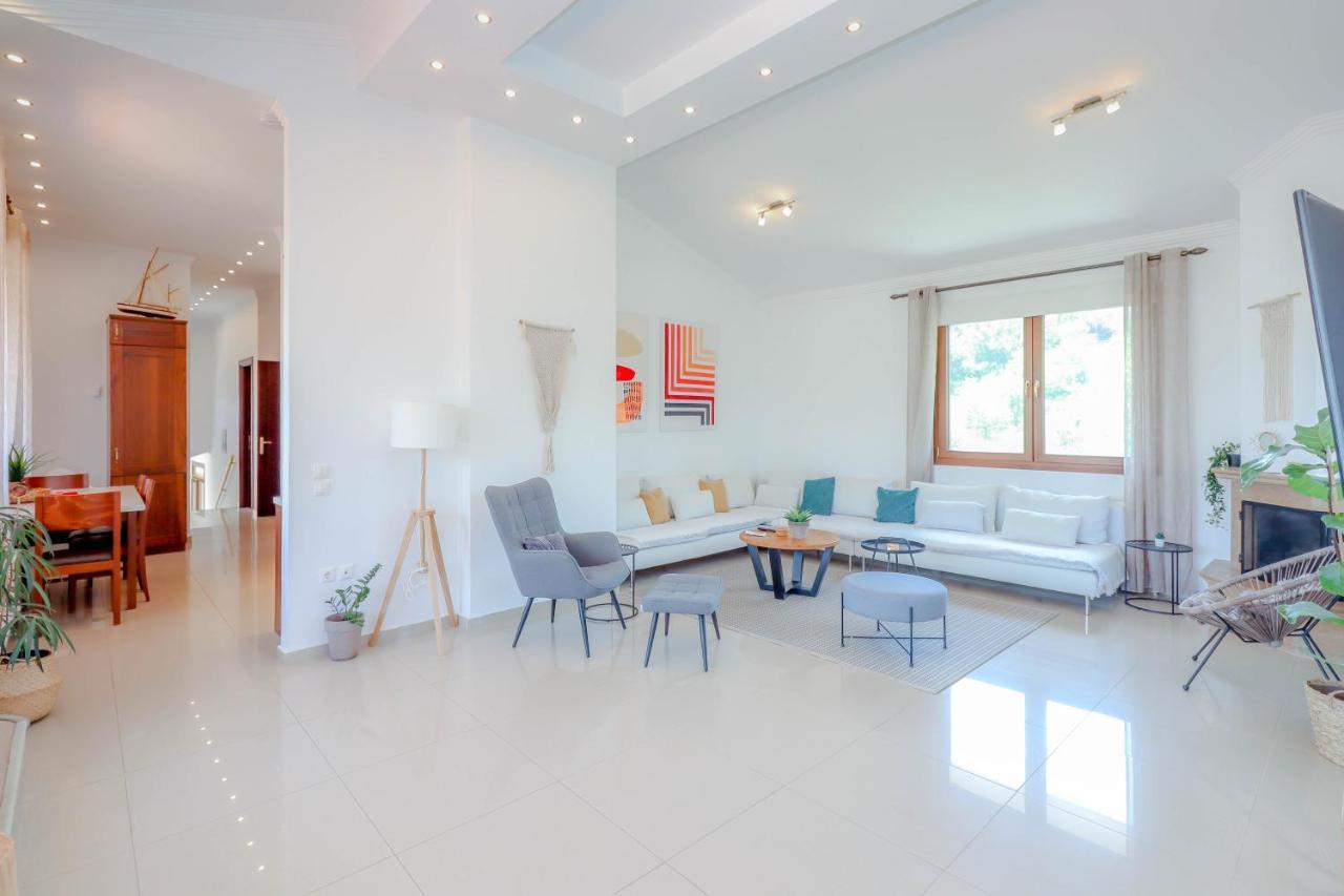 Villa Acropolis Serres Next To Center מראה חיצוני תמונה