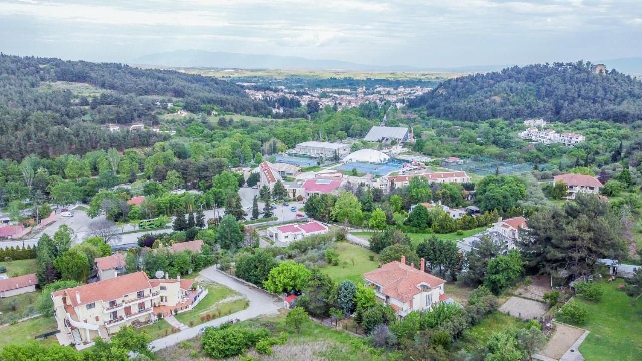 Villa Acropolis Serres Next To Center מראה חיצוני תמונה
